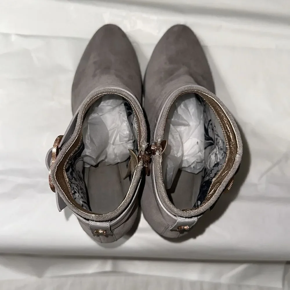 Ted Baker 40.5 Ainthe Ankle Booties in Light Grey Rose Gold